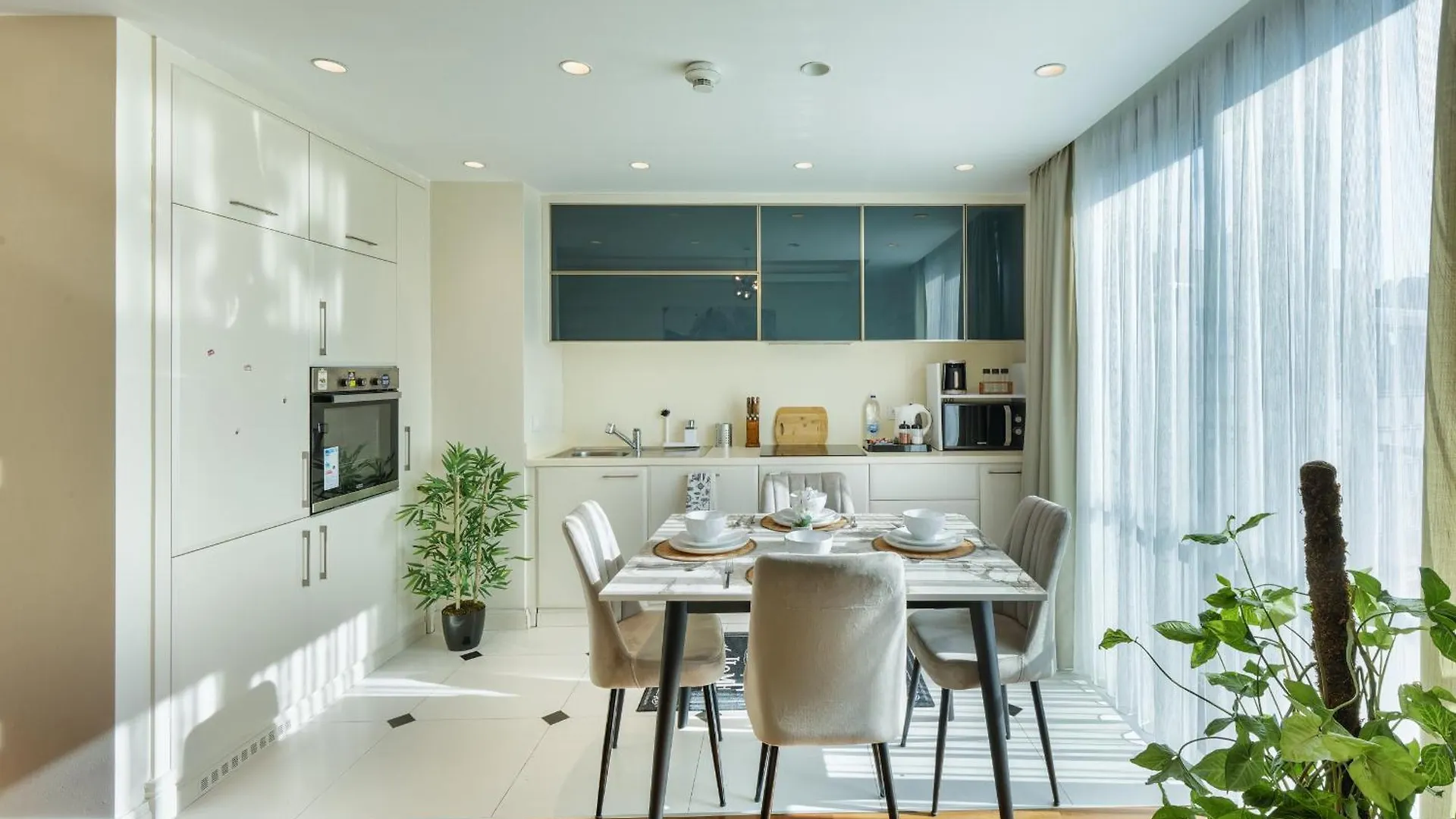 Elysium Soul Residence By Azad Homes Stambuł